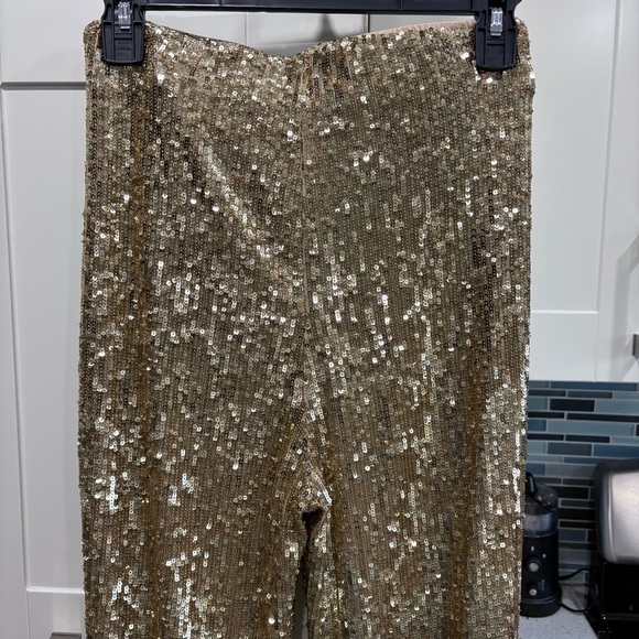 Show Me Your Mumu Mercury Bells gold sequin flare pants - Picture 7 of 9